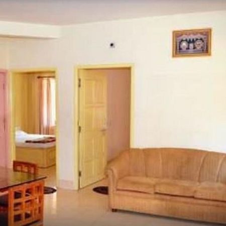 Sri Krishna Guest House & Reasturant Конарк Екстериор снимка